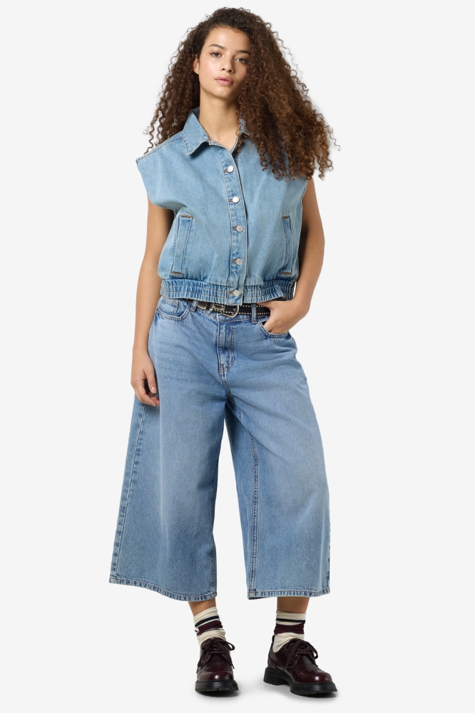 NMELSIE S/L BOMBER DENIM VEST VI583 27034307 LIGHT BLUE DENIM